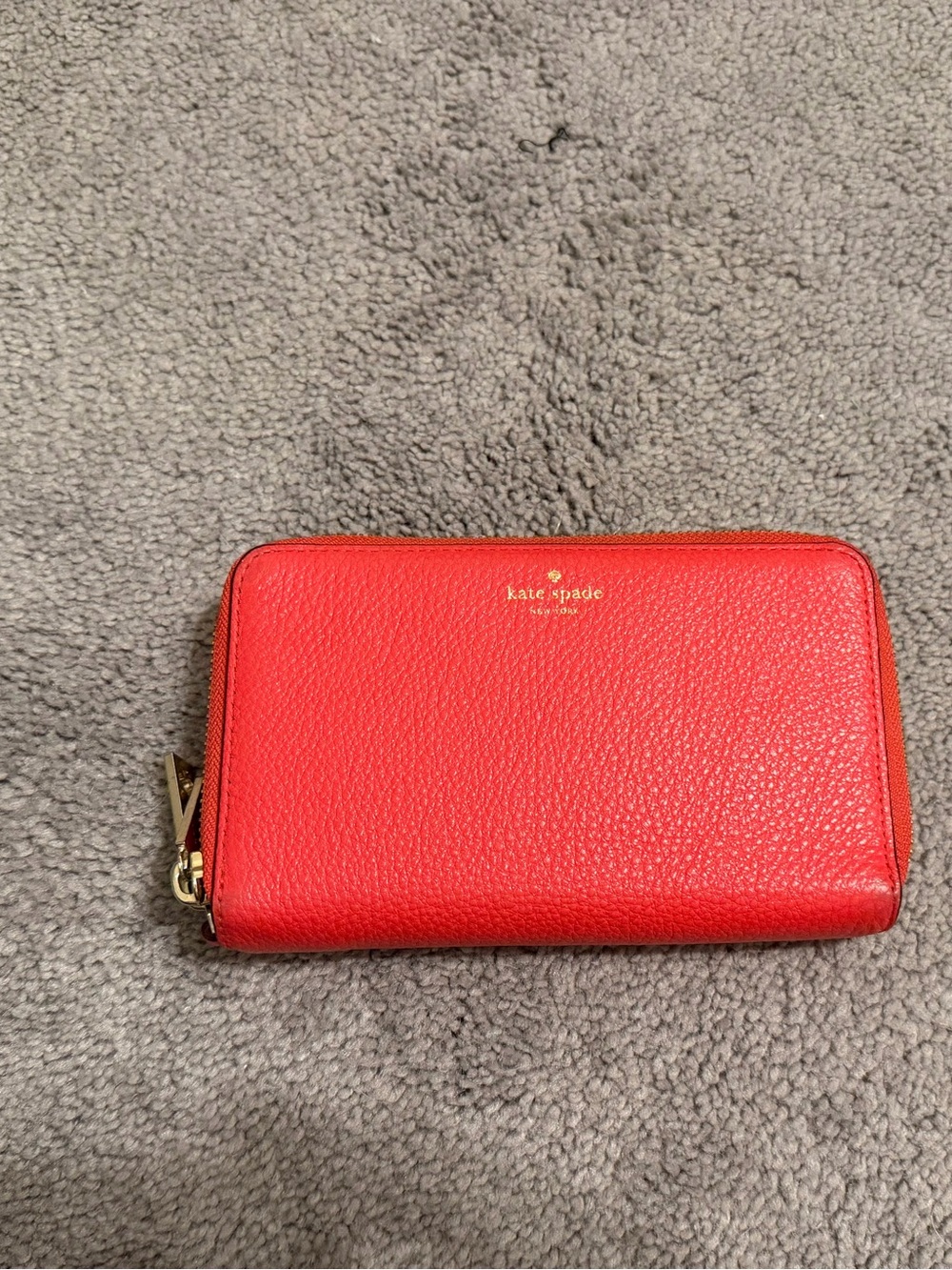 kate spade Red Pebbled Leather Zip Wallet with Gold Logo